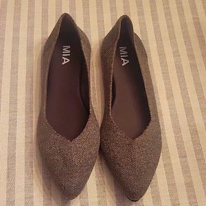 Izzy Flannel Flyknit Flat